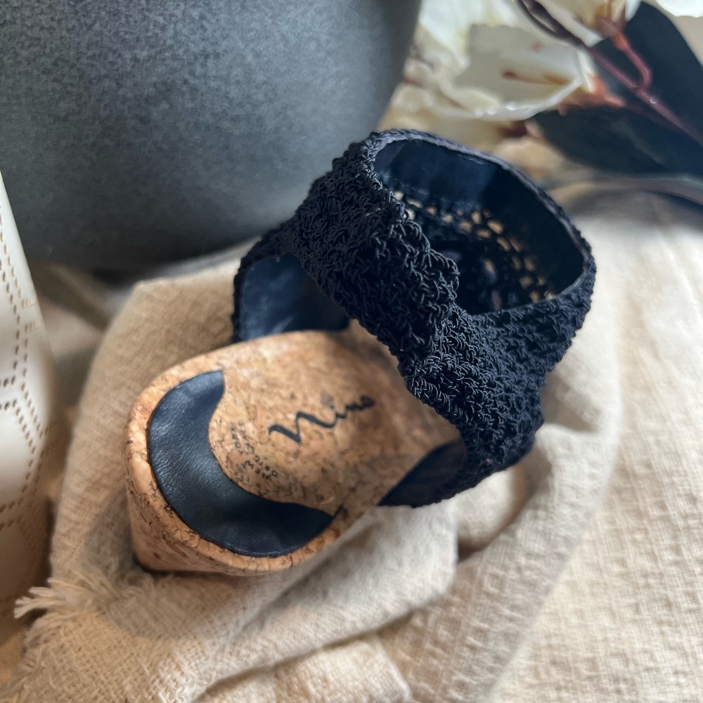 Nina NEVAEH Navy Crochet Wedge Sandals - Picture 4 of 11